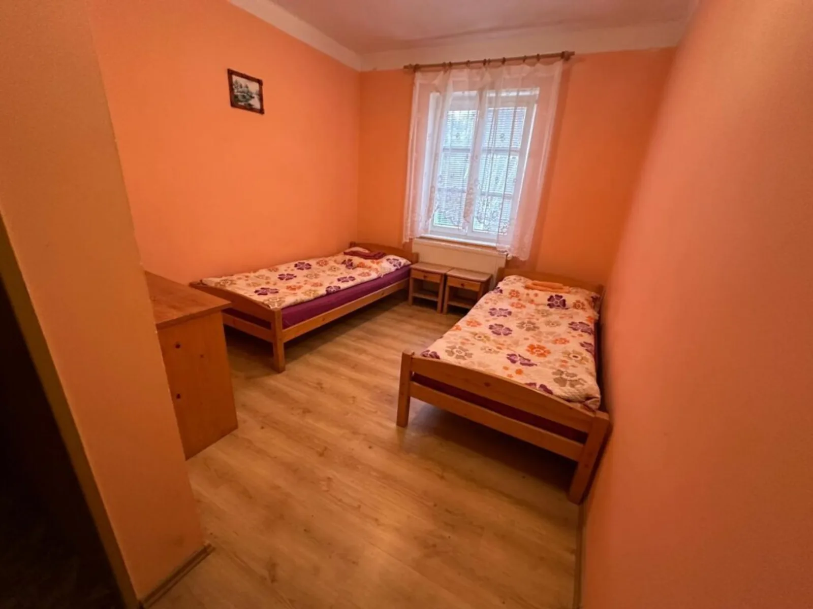 Třílůžkový pokoj s LED TV