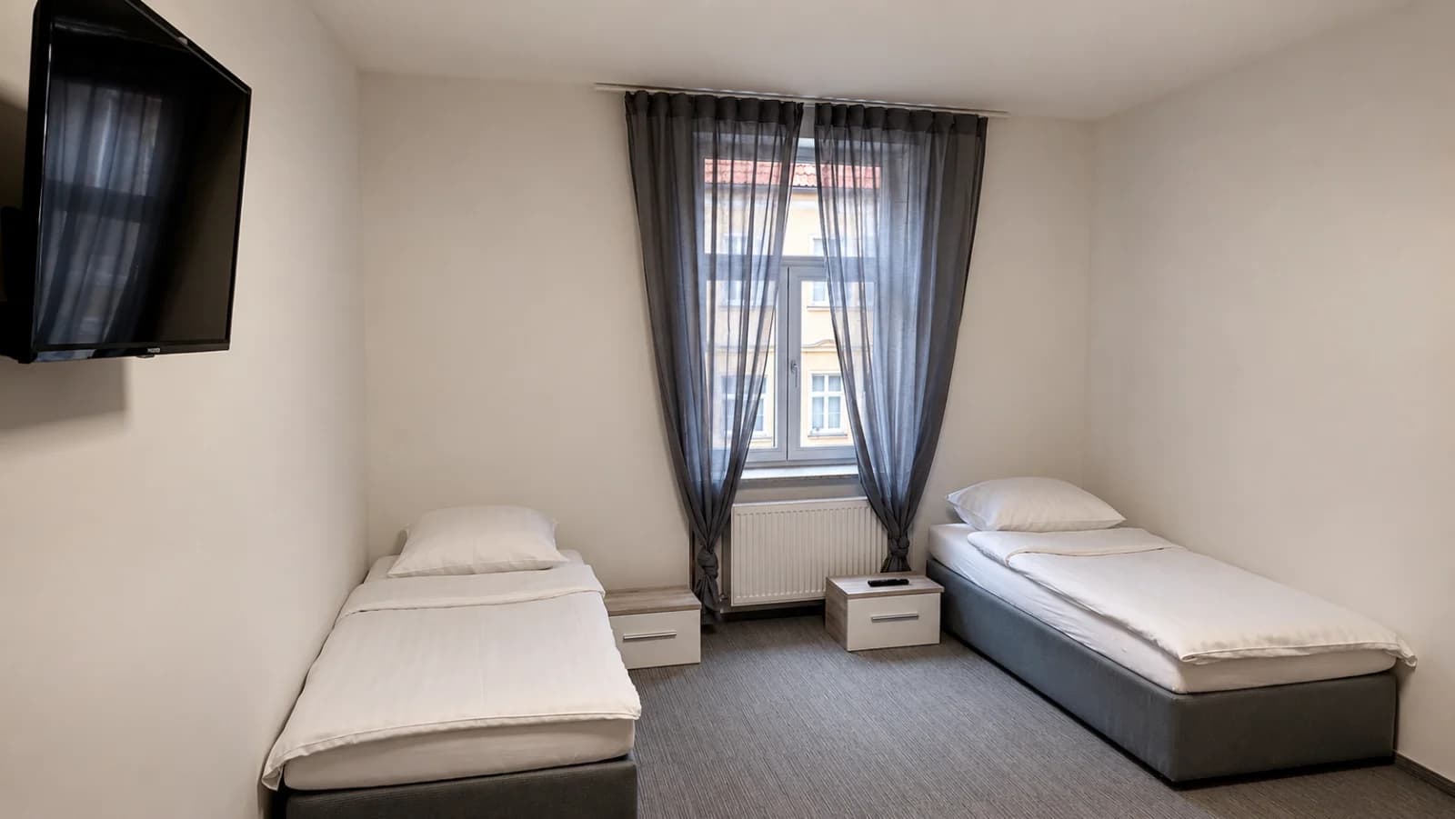 Masarykova 916 — dvoulůžkový pokoj